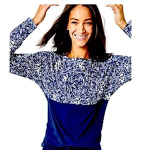 Lilly Pulitzer Finn top size large, like new! worn once gently laundered